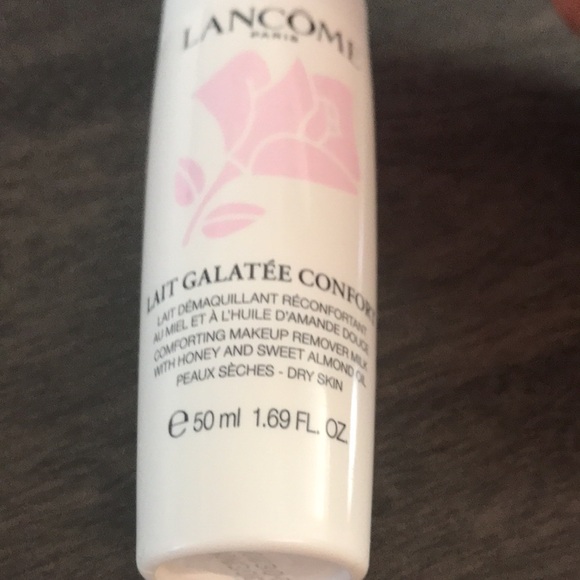 Lancôme Paris Comforting Makeup Remover Milk with Honey and Sweet Almond Oil - Picture 3 of 4